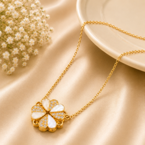 Gold Plated Heart Shape Magnet Chain Pendant